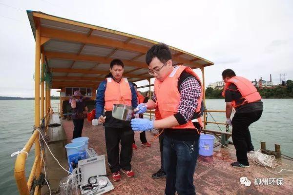 文化 正文 12月,柳州市环境保护监测站对 木洞,露塘,百鸟滩,沙煲滩